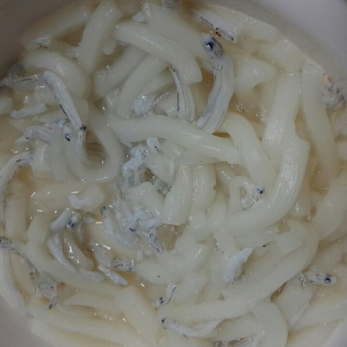 【離乳食後期】梅しらすうどん